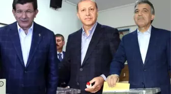 Erdoğan, Gül ve Davutoğlu Aynı Ceketle Sandık Başına Gitti