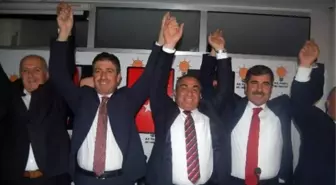 AK Parti'de Zafer Kutlaması