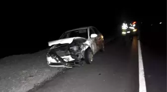 Kanlı ve Kazalı Otomobil Polisi Alarma Geçirdi