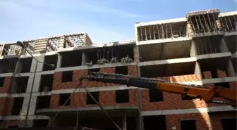 Kız Öğrenci Yurdu'nun İnşaatı Devam Ediyor
