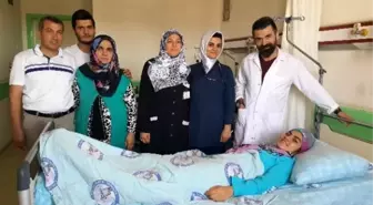 15 Yaşındaki Genç Kız Felçten Kurtuldu