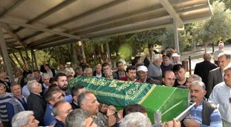 Almanya'da Polis Kurşunuyla Ölen Türk, Adana'da Toprağa Verildi