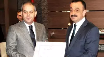 Bakan Kılıç ve Diğer 5 Ak Partili Vekil Mazbatalarını Aldı