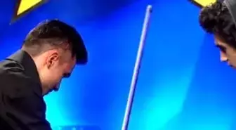 Genç Yarışmacının Zor Anları! Kemanı Başına İş Açtı...