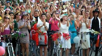 Bicycle Activist Hopes For A Better Turkey For Women Cyclists