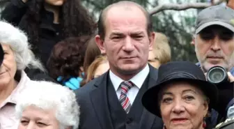 Atatürk'ün Benzeri ile Fotoğraf Çektirme Yarışı