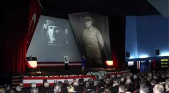 Gölcük Donanması Atatürk'ü Andı