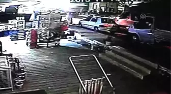4 Yaşındaki Çocuğun Kaçırıldığı İddiası -Güvenlik Kamerası