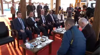 İzmir'de Cezaevi Hükümlülerinden, Ürün ve El Sanatları Fuarı