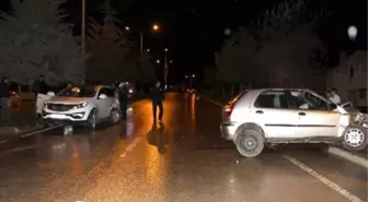 Kastamonu'da İki Araç Çarpıştı: 7 Yaralı