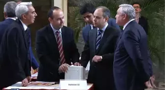 Milletvekillerinin Kayıtları Devam Ediyor