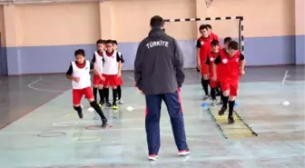 Futbol Yatılı Bölge Okulları Projesi Kastamonu'da Start Aldı