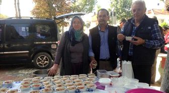 Bilecik'te Annesi Adına Aşure Geleneğini Bu Yıl da Sürdürdü