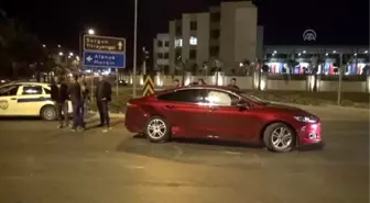 Manavgat'ta Trafik Kazası: 2 Yaralı