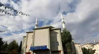 Üstü Cami Altı Kur'an Kursu ve Spor Salonu