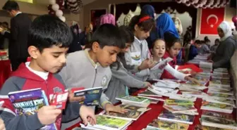 Palu'da Kitap Fuarı Açıldı