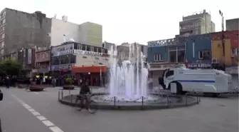 İzinsiz Yürüyüş Düzenleyen Gruba Polis Müdahalesi