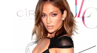 Jennifer Lopez, Davul Başında Nefes Kesti