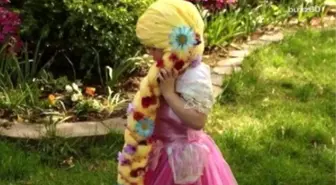 The Magic Yarn Project Helps Kids With Cancer Feel Like A Princess