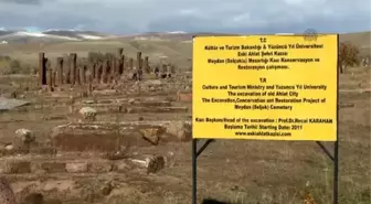 Eski Ahlat Şehri' Kazıları