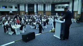 Akdoğan: 'Demokratikleşme İçinde Bir Mücadele Vermek Gerekiyor'