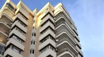 Antalya'da 6. Kattan Düşen Çocuk Yaralandı