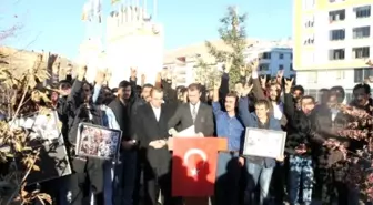 Bayburt Ülkü Ocakları Türkmen Dağı'nda Yaşanan Katliamı Protesto Etti