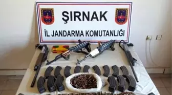 Şırnak'ta 2 Kaleşnikof ve 4 Adet Hücum Yeleği Ele Geçirildi