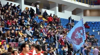 Trabzonspor Medical Park-İstanbul Büyükşehir Belediyespor: 87-65