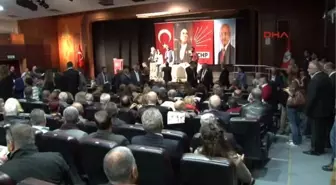 İzmir CHP Kongrelere Gergin Başladı