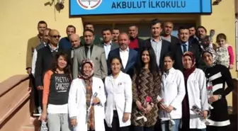 Başkan Akbulut, 'Öğretmenlerimiz Aydınlık Düşünen Mimarlarımız'
