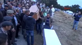 Cenazeler Toprağa Verildi