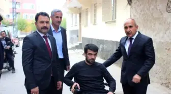 Engelliye Akülü Araba