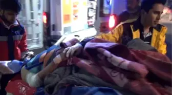 Rus Uçaklarının Saldırısında Yaralanan 3 Kişi Türkiye'ye Getirildi