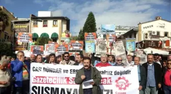 Antalya'da Dündar ve Gül'ün Tutuklanmasına Protesto