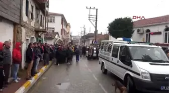 Kırklareli Evinde Ölü Bulunan Kabin Memuru Melek Demir, Gözyaşlarıyla Toprağa Verildi