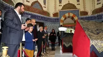 Şehzade Harun Osmanoğlu ve Ailesi, Muradiye Külliyesi'nde