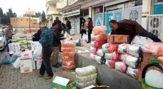 Mardin Belediyesi, Nusaybin'de Vatandaşlara Gıda ve Su Dağıttı