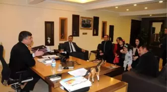 Minik Öğrencilerden Başkan Akdoğan'a Teşekkür Ziyareti