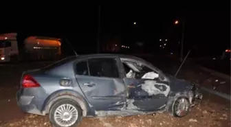 Adıyaman'da İki Otomobil Çarpıştı: 4 Yaralı