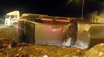 Adıyaman'da İki Otomobil Çarpıştı: 3 Yaralı