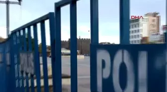 Diyarbakır'da Sur'dan Sonra Dağkapı Meydanı'nda Sokağa Çıkma Yasağı