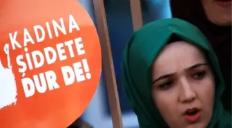 Özgecan Aslan Davası Protestolarla Başladı