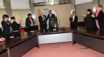 Kılıçdaroğlu Cumhuriyet Kadınları Derneği Genel Yönetim Kurulu Üyeleriyle Görüştü