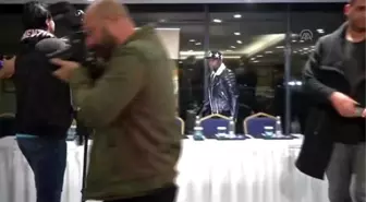 Şampiyon Boksör Mayweather, Bir Çuval Parayla İstanbul'da