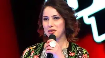 Vefat Eden Kardeşi İçin Ebru Gündeş'ten O Şarkıyı İstedi!