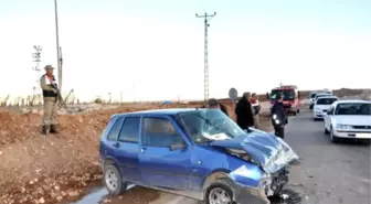 Adıyaman'da İki Otomobil Çarpıştı: 6 Yaralı