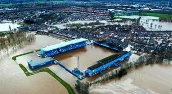 Carlisle United'ın Stadı Sular Altında Kaldı