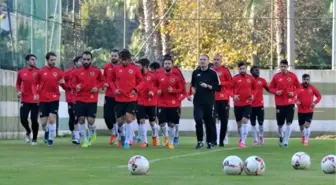 Alanyaspor, Adanaspor Maçı Hazırlıklarını Sürdürüyor