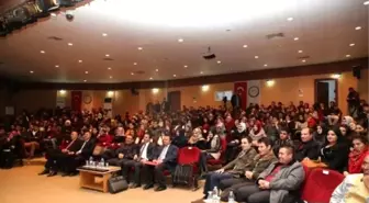 Iğdır'da 'Gençlik ve Medya' Konulu Konferans